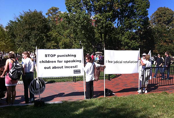 Oct 2010 Protest at White House Pic #2